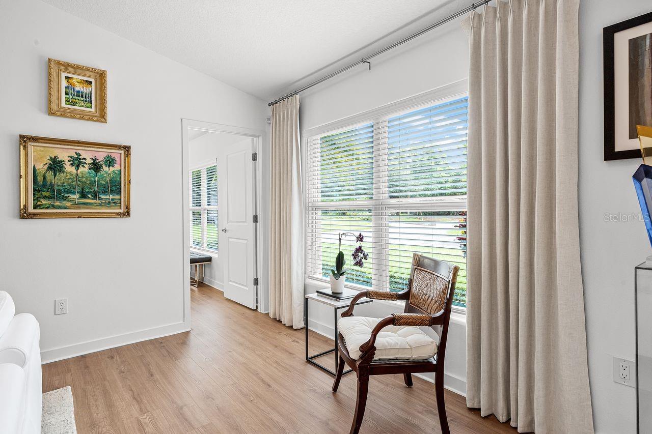 Image 17 of 46 For 749 Warwick Place