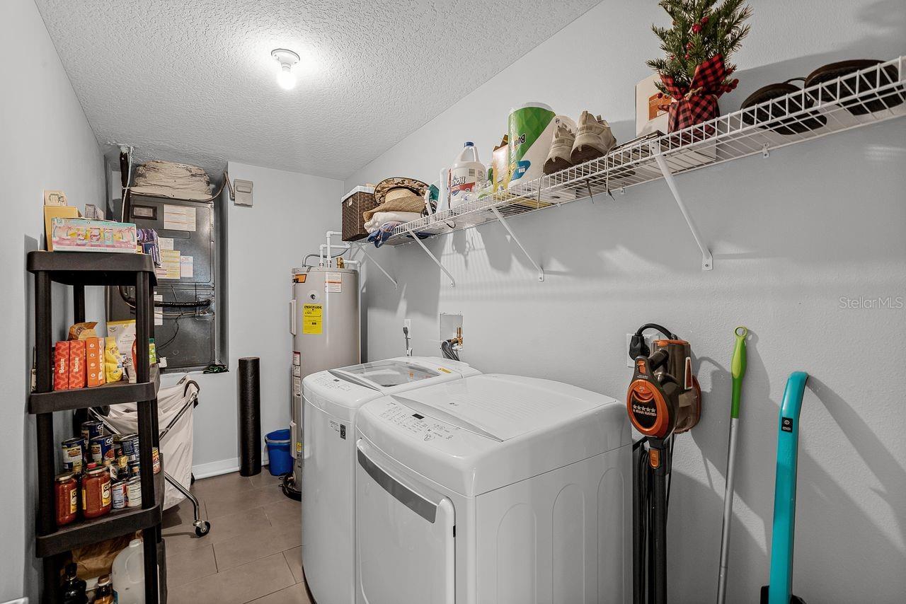 Image 42 of 46 For 749 Warwick Place