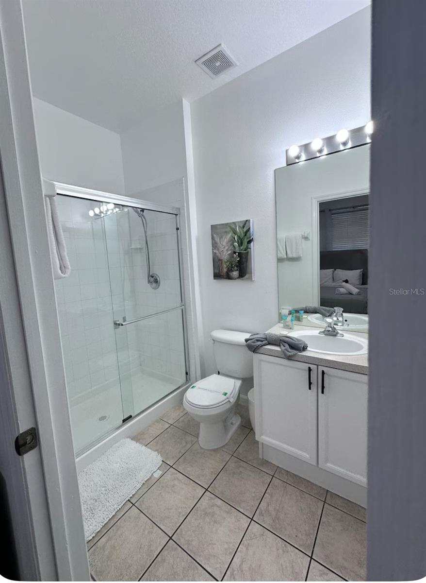 Image 18 of 34 For 2381 Silver Palm Drive