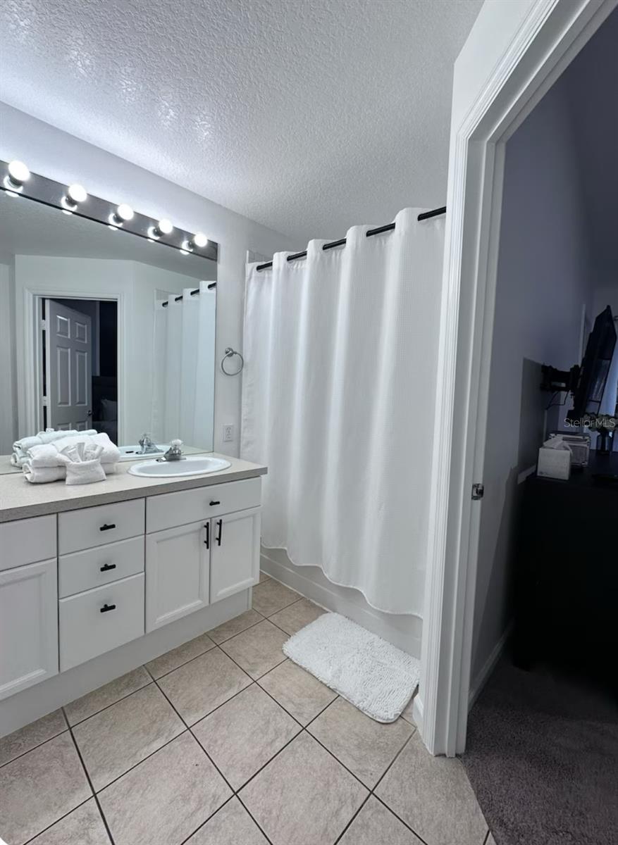 Image 19 of 34 For 2381 Silver Palm Drive