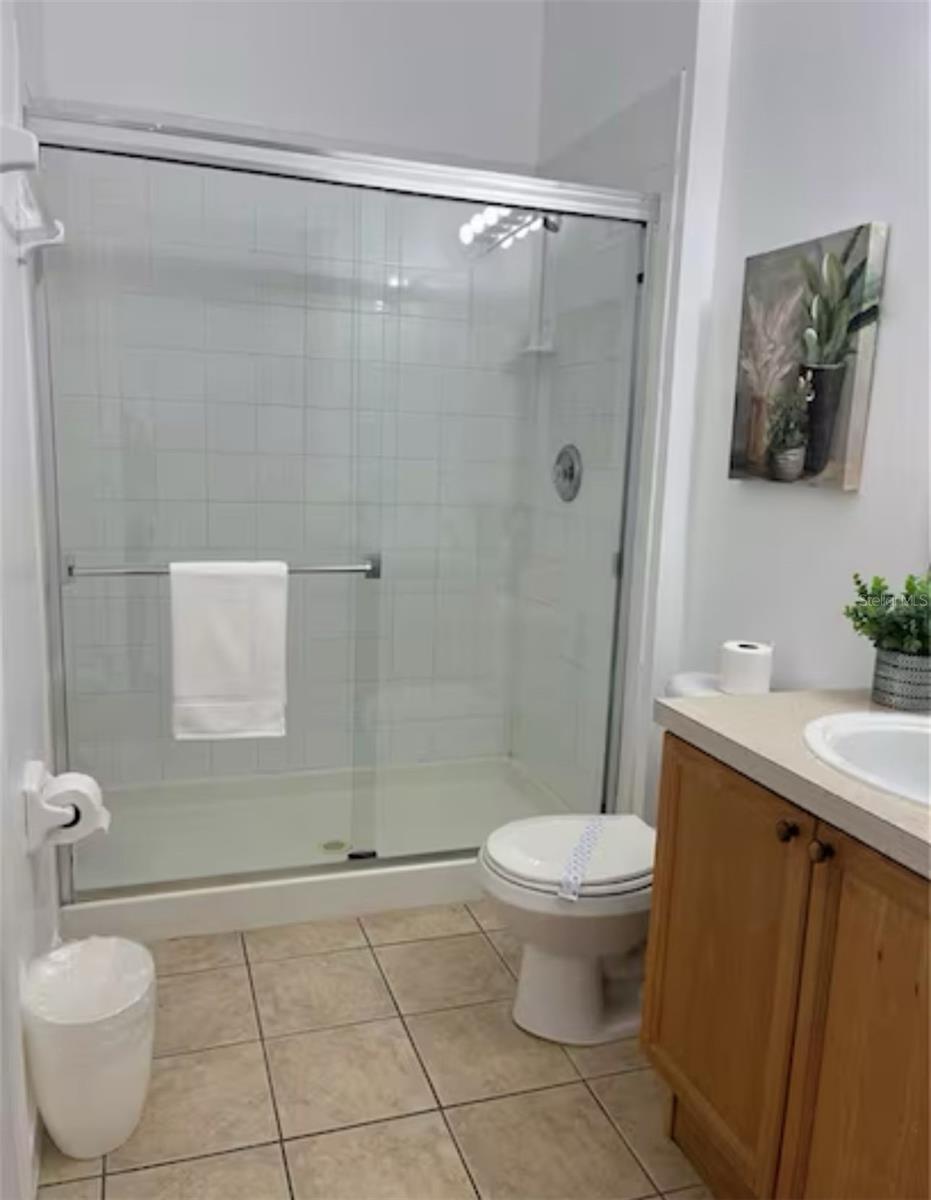 Image 21 of 34 For 2381 Silver Palm Drive