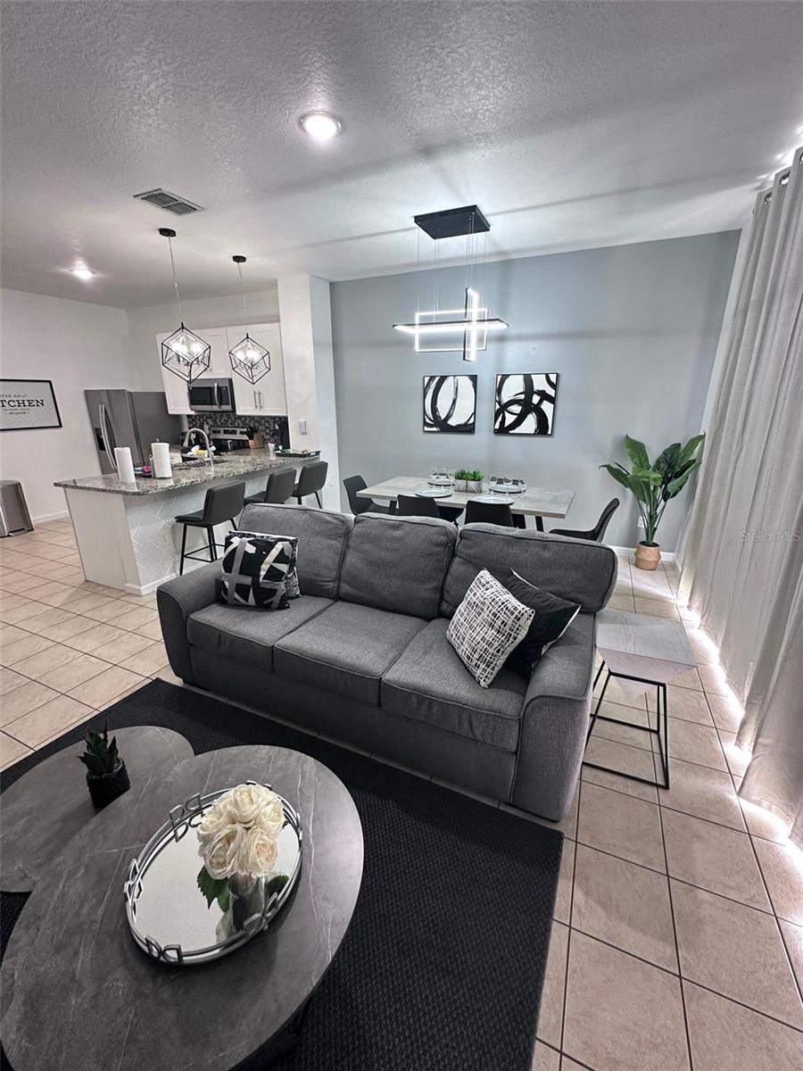 Image 3 of 34 For 2381 Silver Palm Drive