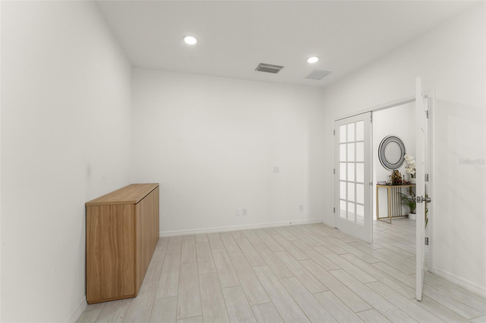 Image 4 of 61 For 1154 Chase Austin Way