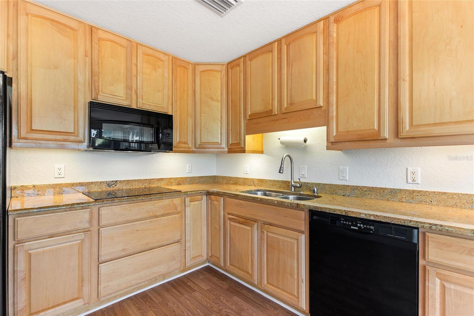 Image 16 of 49 For 1144 Deer Creek Boulevard