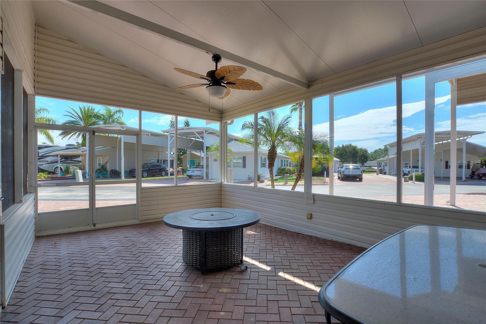 Image 22 of 49 For 1144 Deer Creek Boulevard