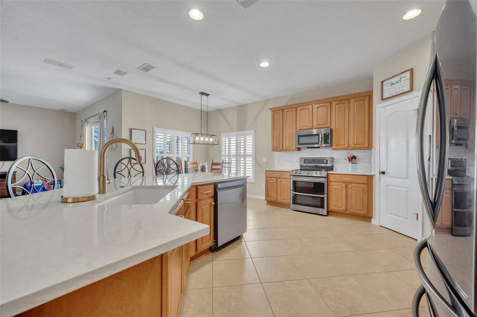 Image 14 of 41 For 2540 Black Lake Boulevard