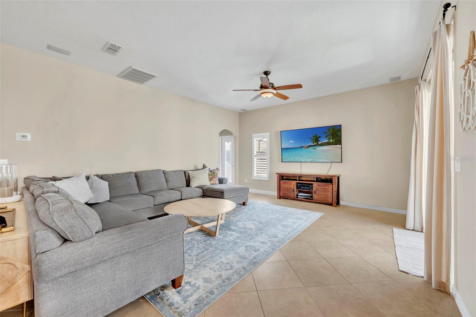 Image 8 of 41 For 2540 Black Lake Boulevard