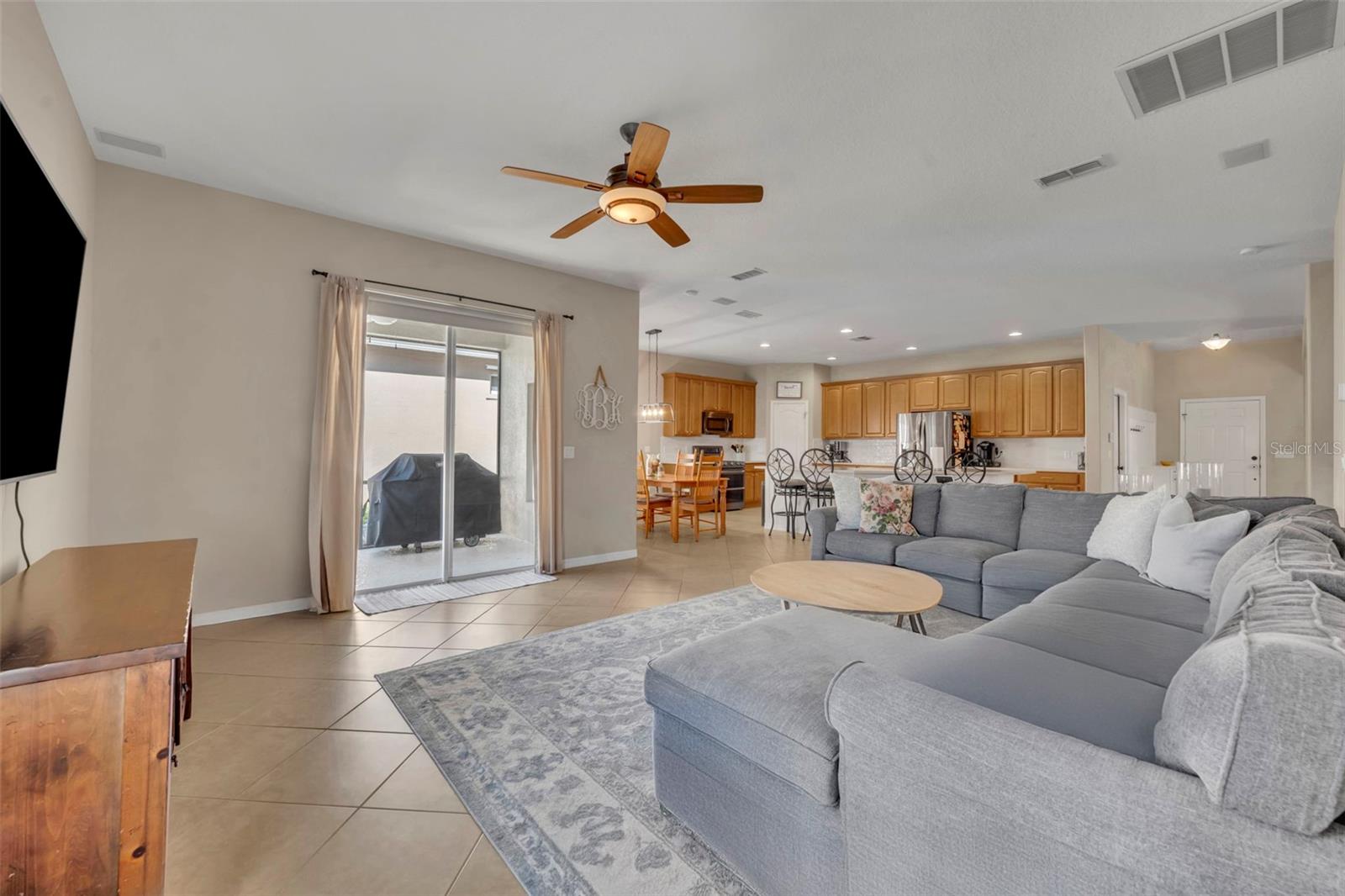 Image 9 of 41 For 2540 Black Lake Boulevard