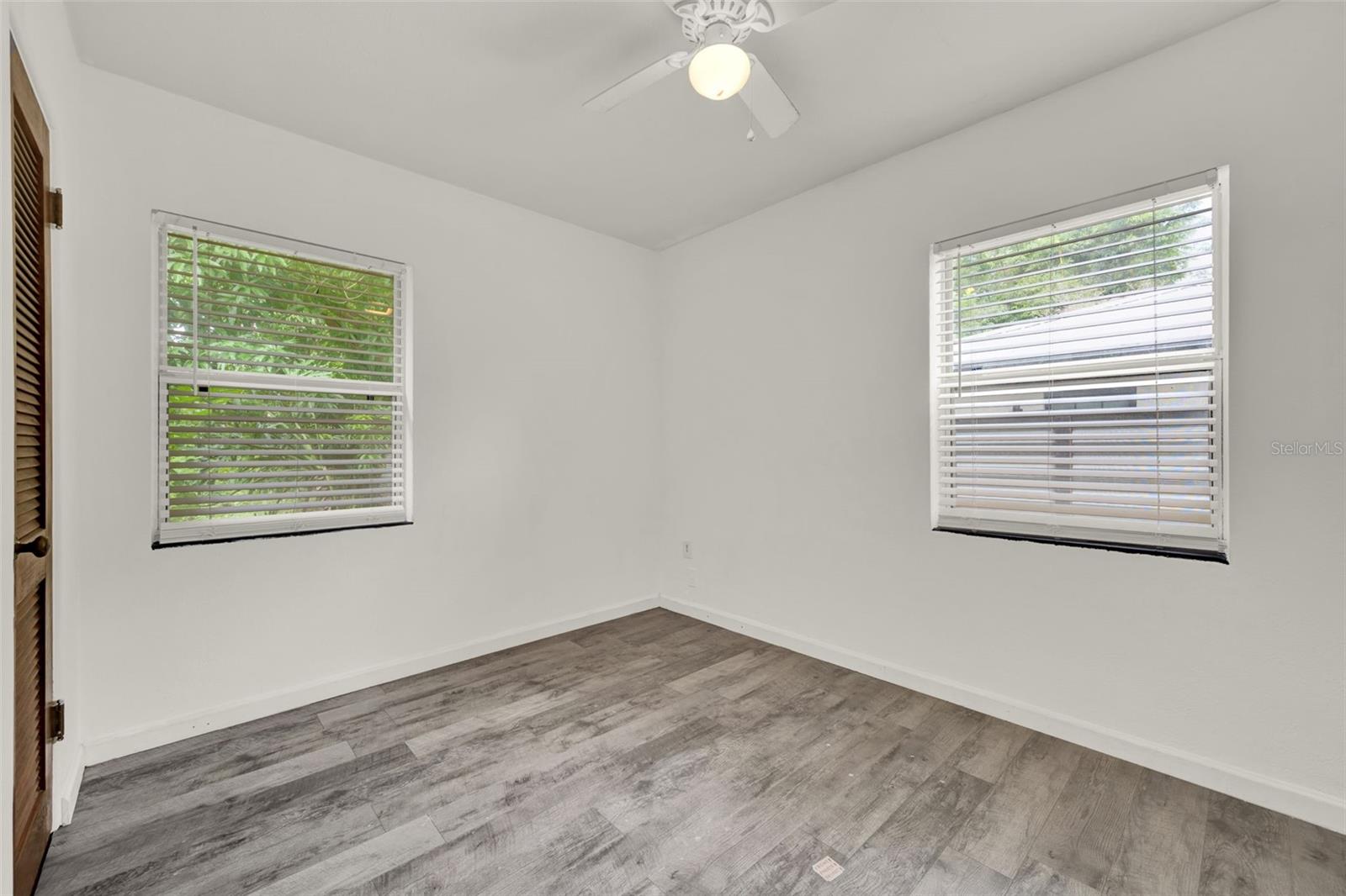 Image 16 of 20 For 300 Glenwood Avenue