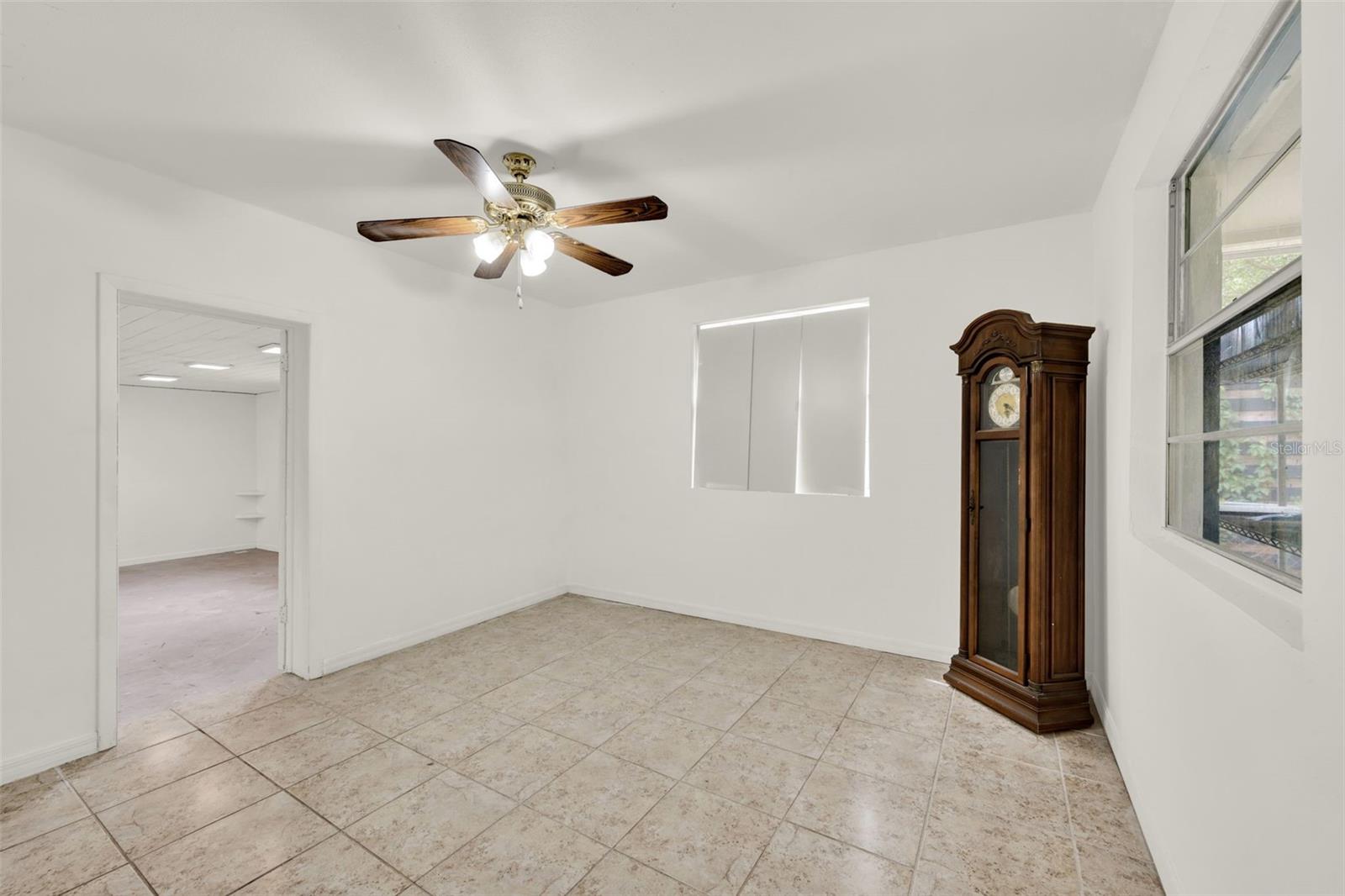 Image 9 of 20 For 300 Glenwood Avenue