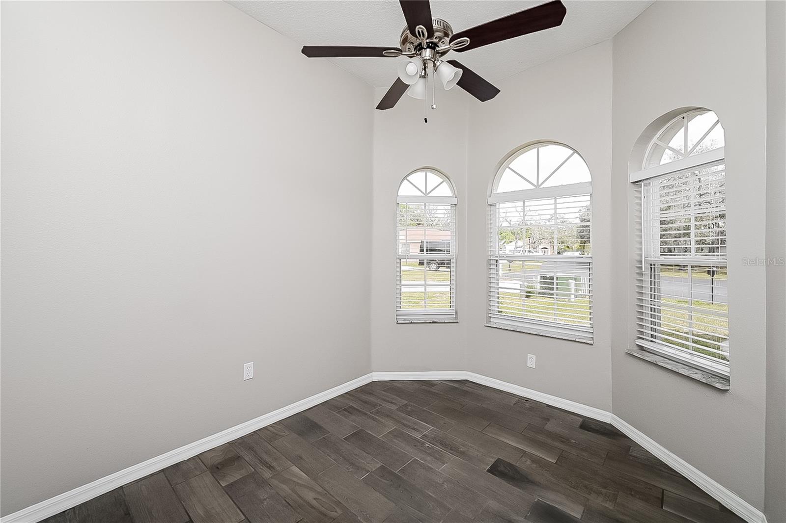 Image 9 of 16 For 12124 Shearwater Drive