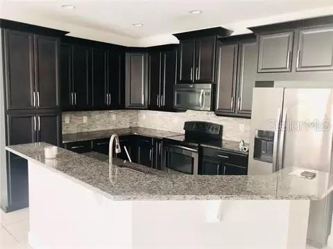 Image 4 of 7 For 10640 Belfry Circle