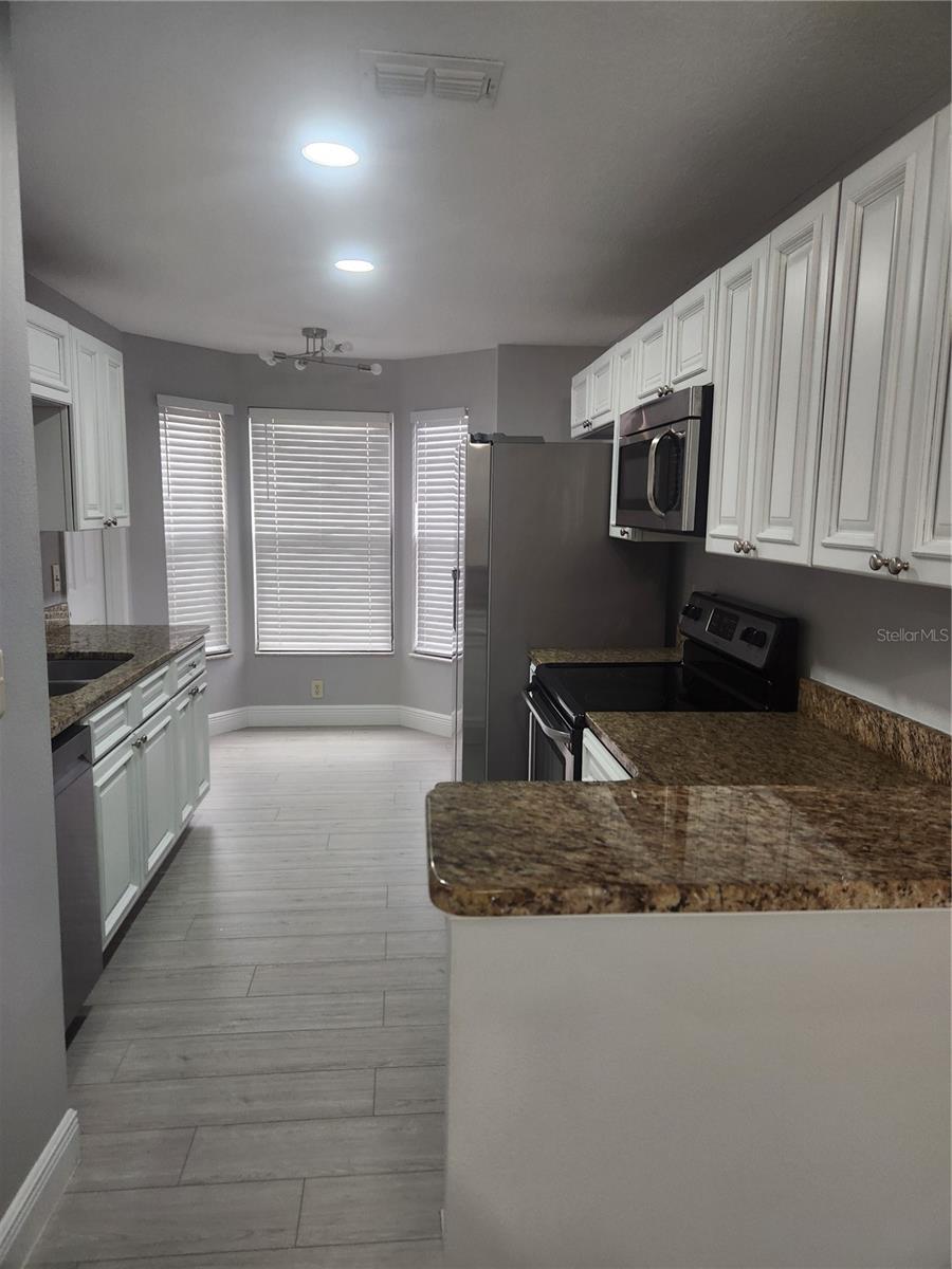 Image 5 of 10 For 7417 Sugar Bend Drive 7417