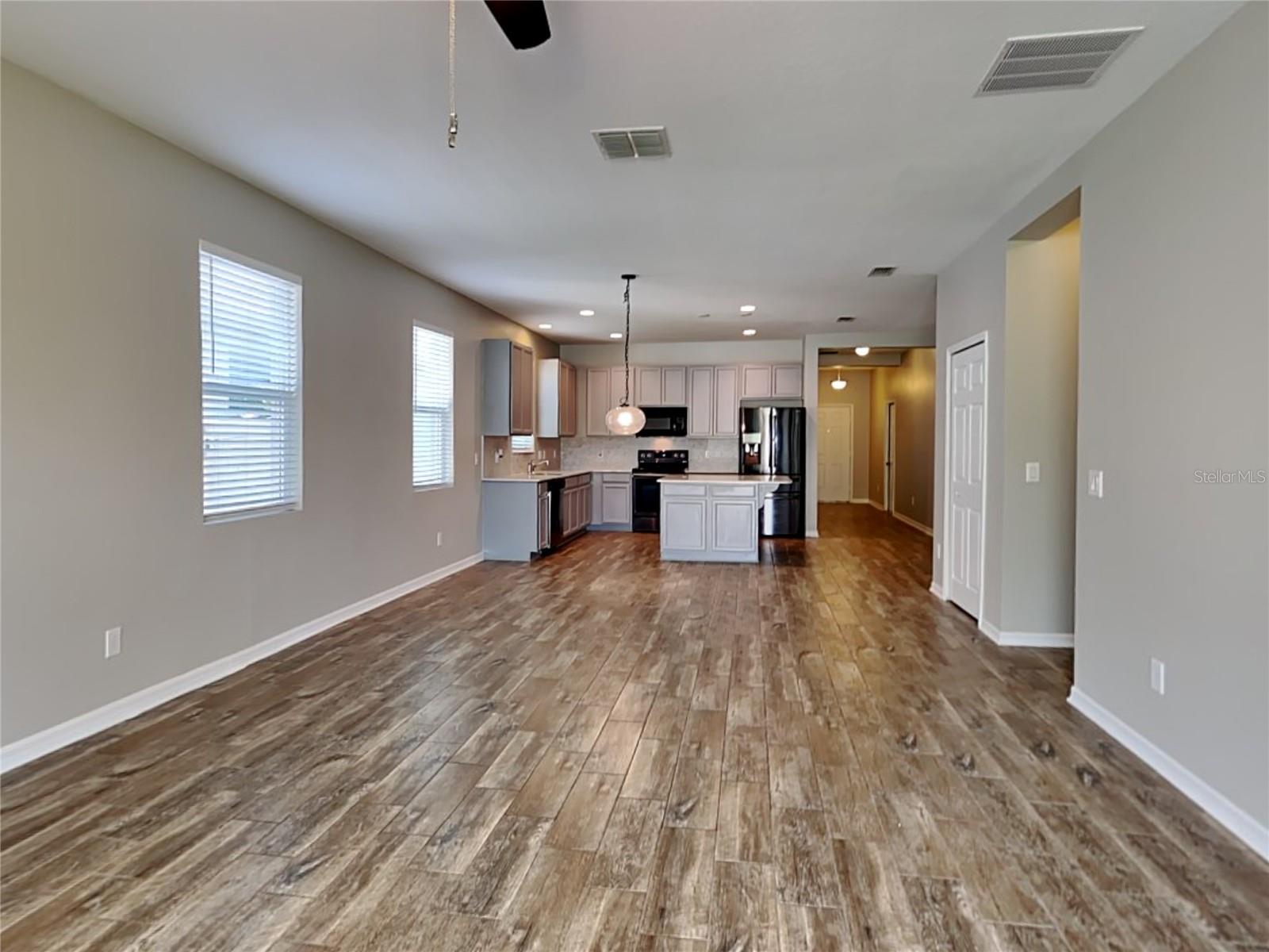 Image 2 of 17 For 5369 Carrara Court