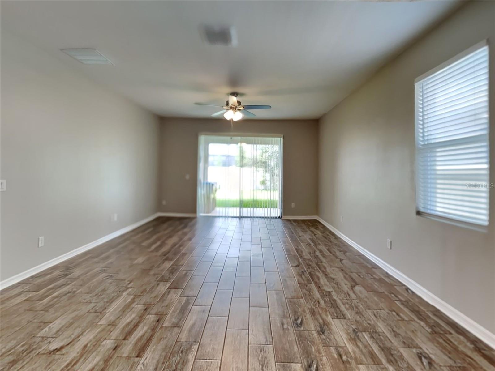 Image 3 of 17 For 5369 Carrara Court