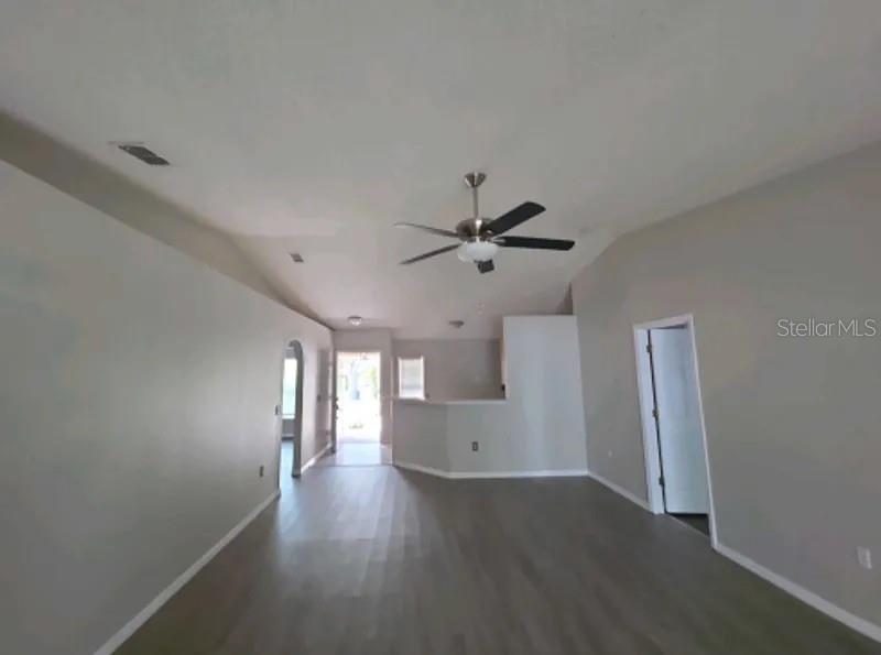 Image 3 of 15 For 6908 Waterbrook Court