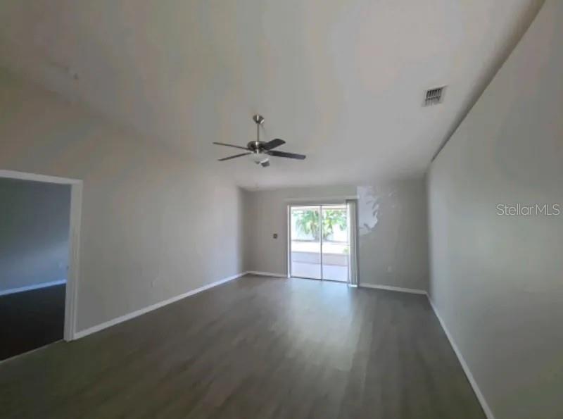 Image 5 of 15 For 6908 Waterbrook Court