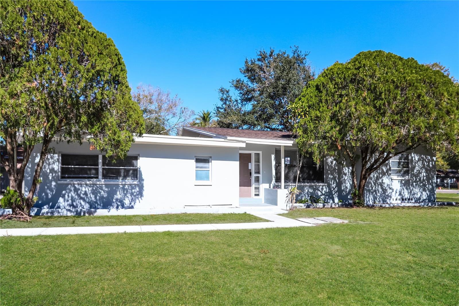 Details for 5763 Crestmont Street, CLEARWATER, FL 33760