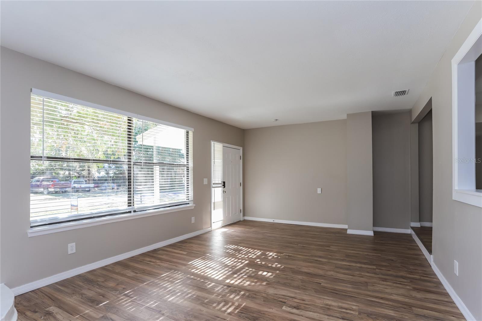 Image 3 of 16 For 5763 Crestmont Street