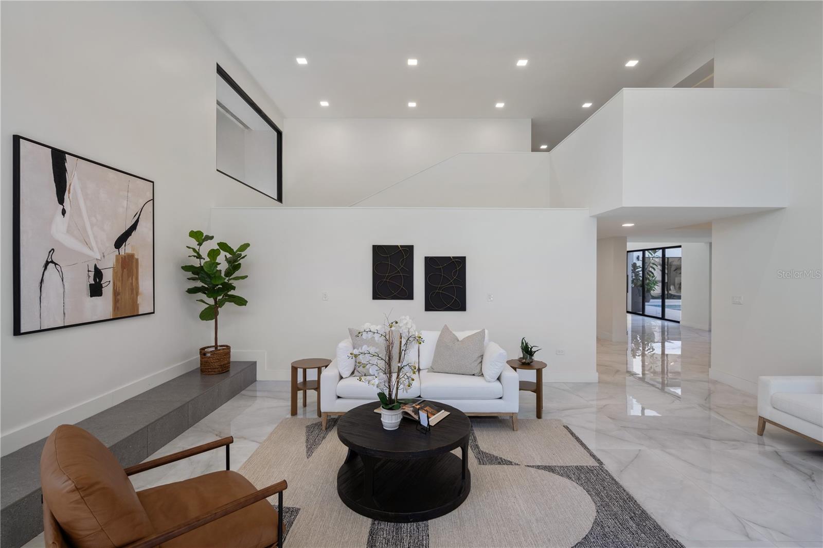Image 11 of 65 For 808 Sweetwater Club Boulevard