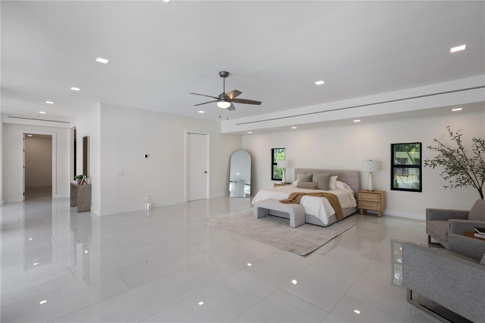 Image 24 of 65 For 808 Sweetwater Club Boulevard