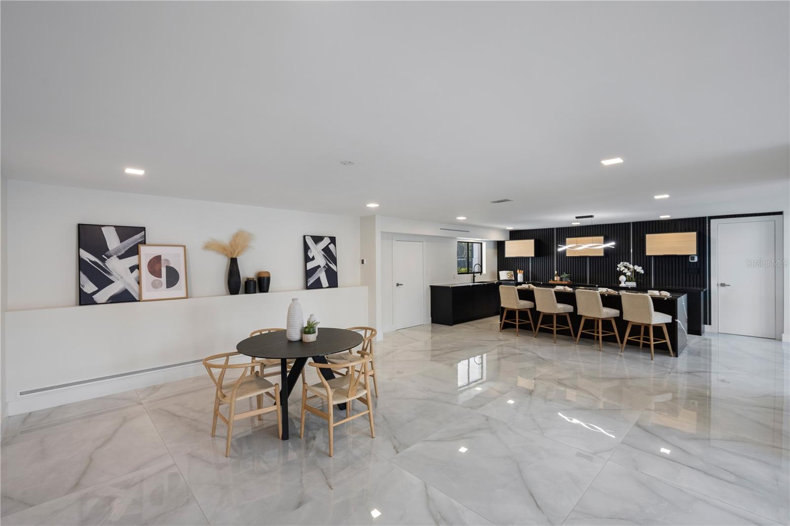 Image 34 of 65 For 808 Sweetwater Club Boulevard