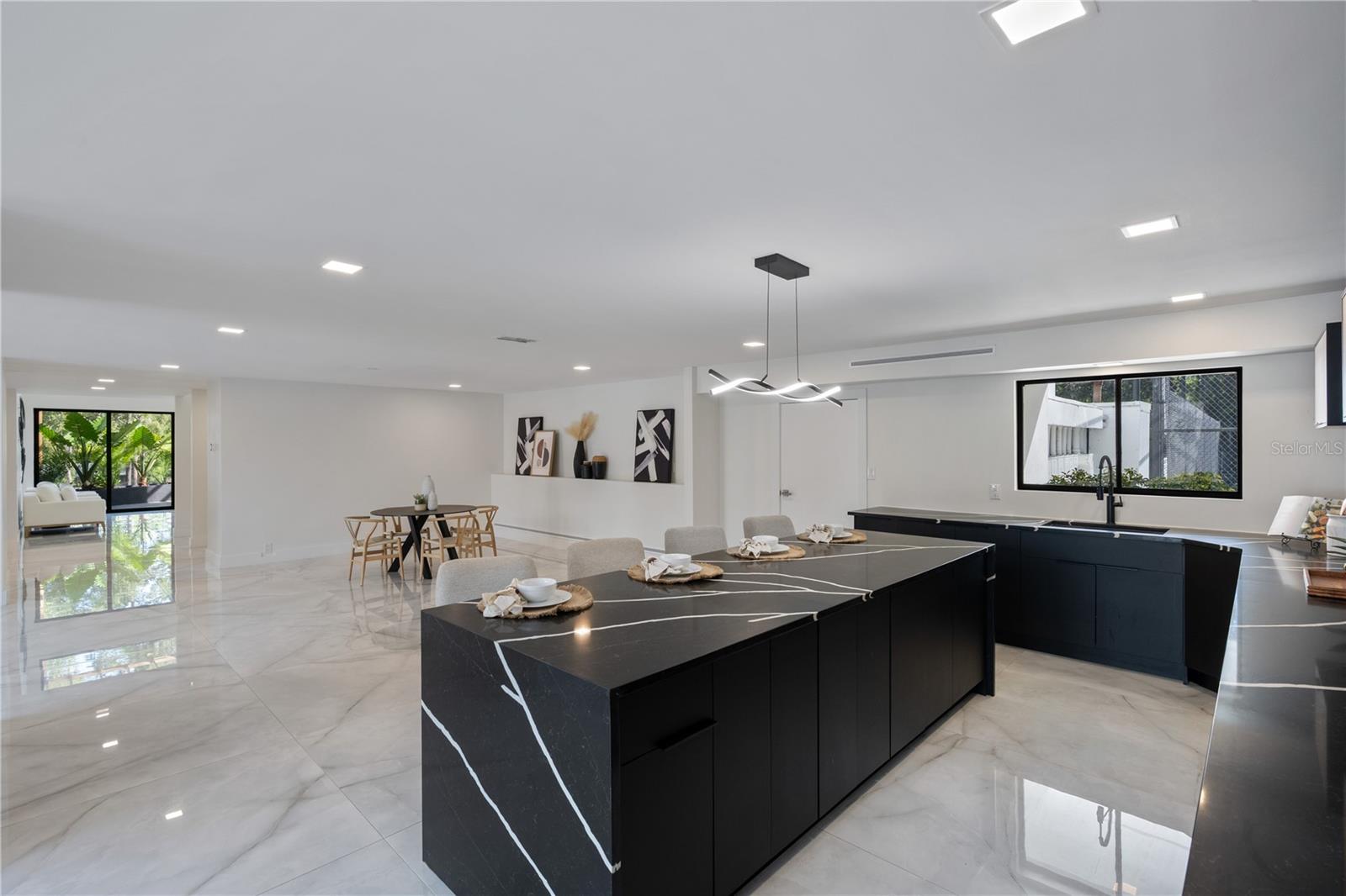 Image 35 of 65 For 808 Sweetwater Club Boulevard