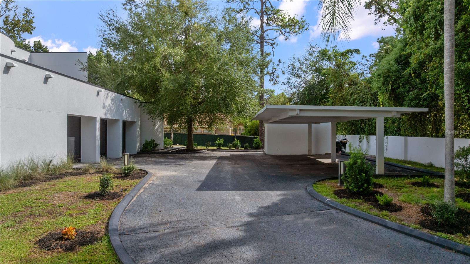 Image 50 of 65 For 808 Sweetwater Club Boulevard
