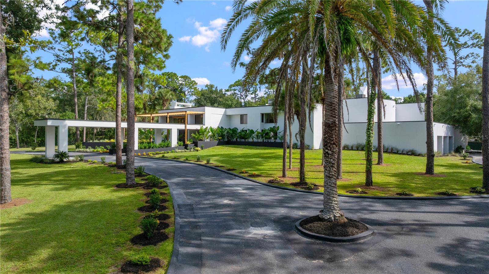 Image 60 of 65 For 808 Sweetwater Club Boulevard