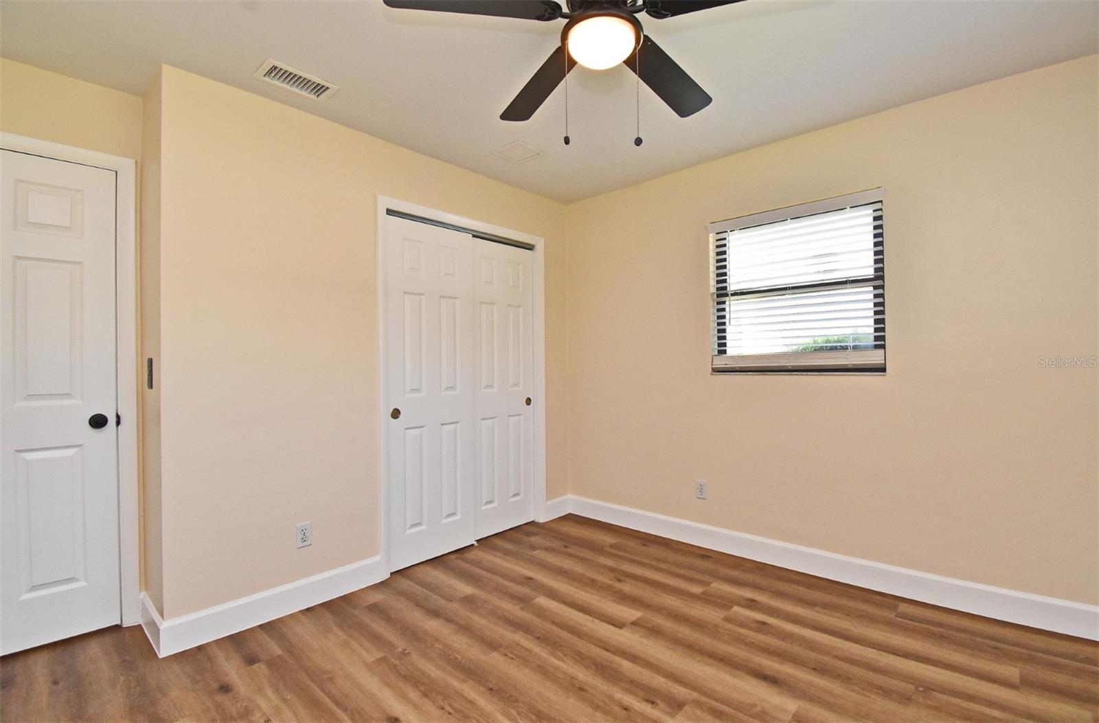 Image 31 of 48 For 2682 Tierra Circle