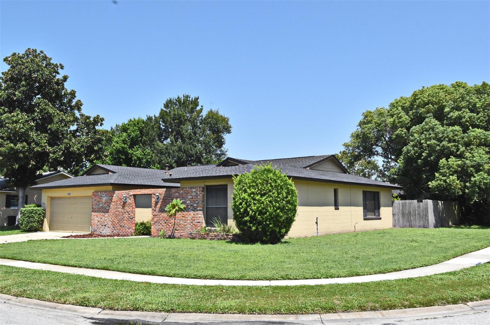 Image 4 of 48 For 2682 Tierra Circle