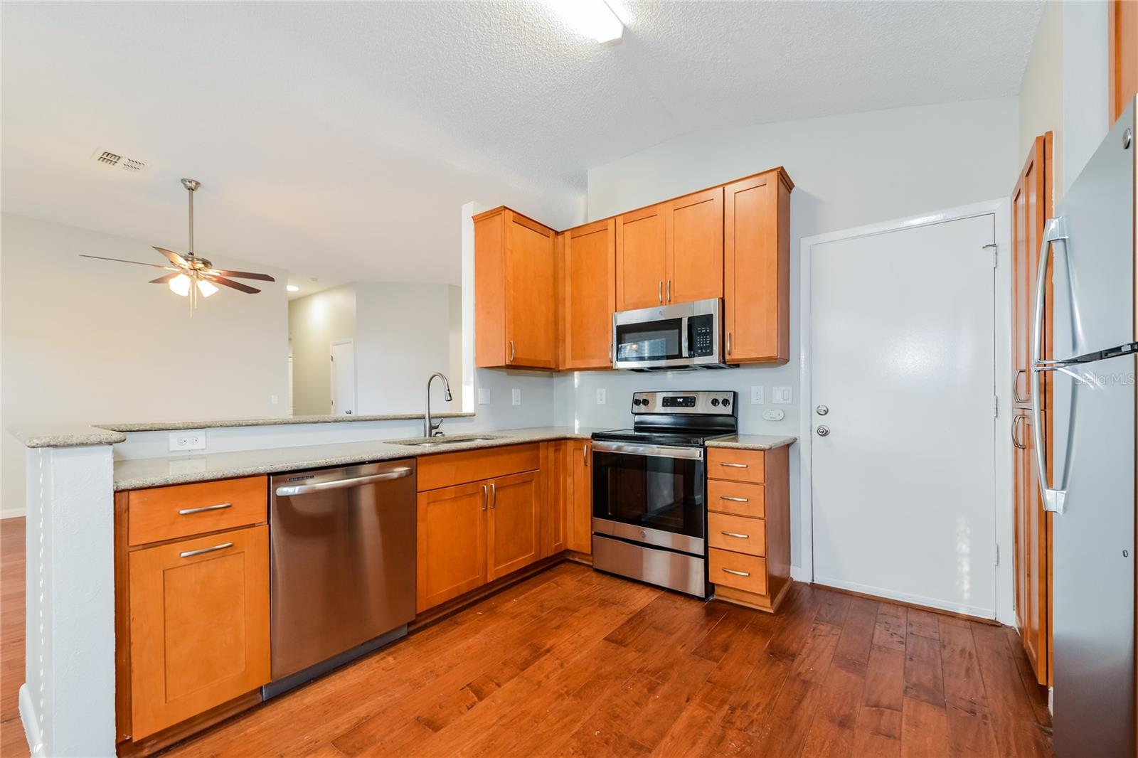 Image 6 of 16 For 4454 6th Avenue E