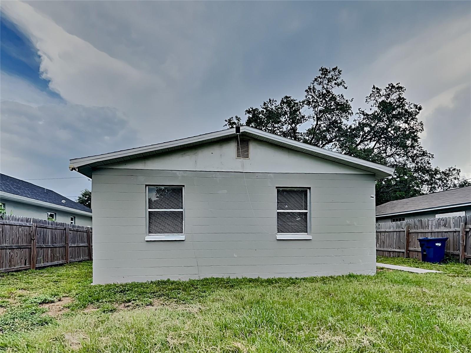 Image 12 of 12 For 3216 48th Street B