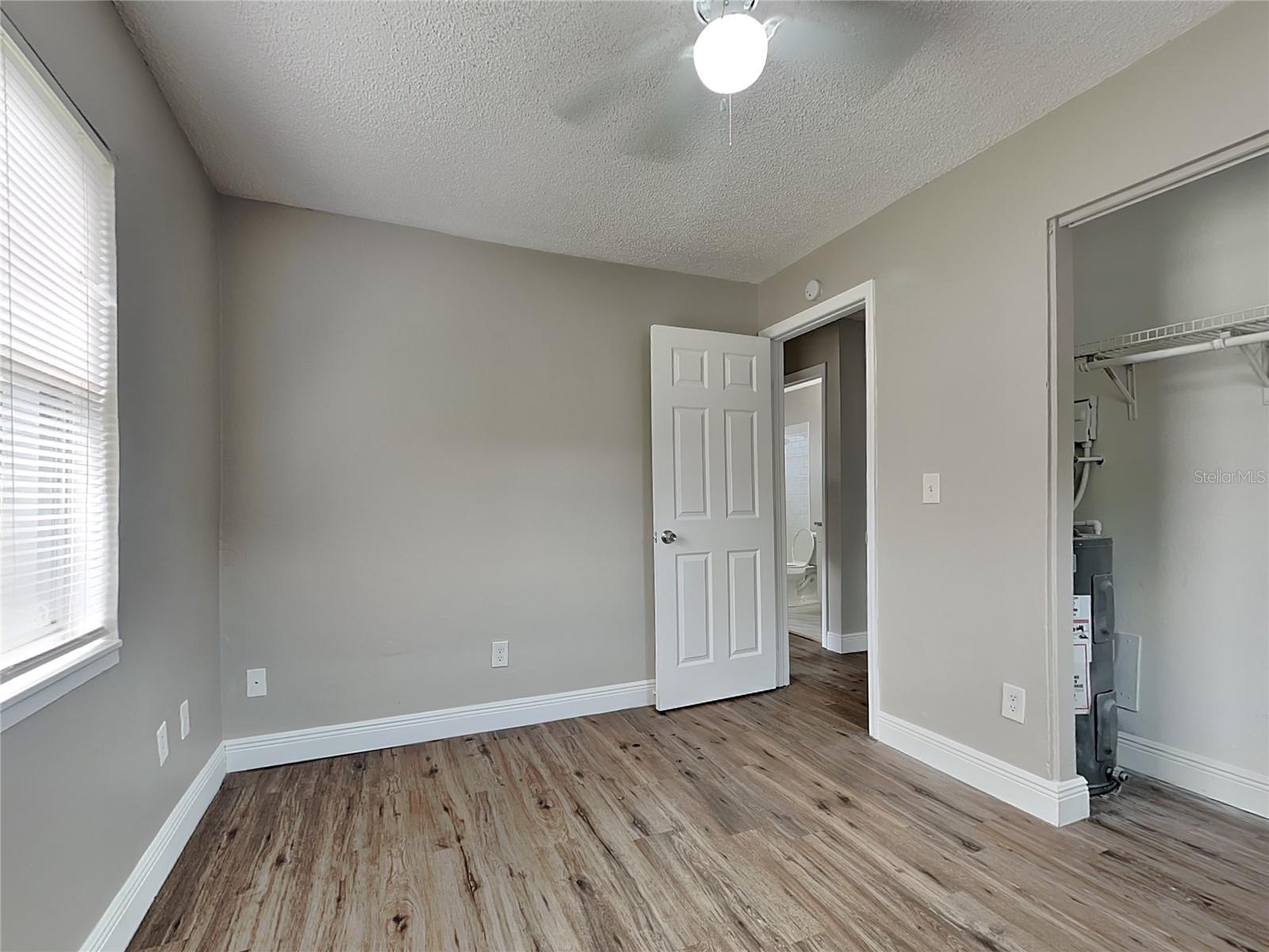 Image 9 of 12 For 3216 48th Street B