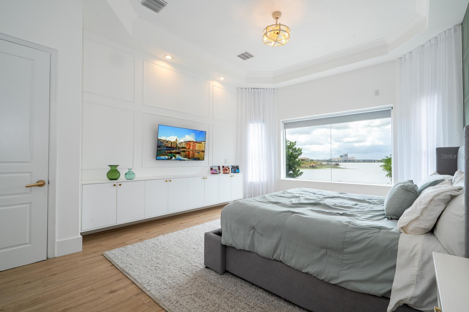 Image 17 of 36 For 8118 Firenze Boulevard