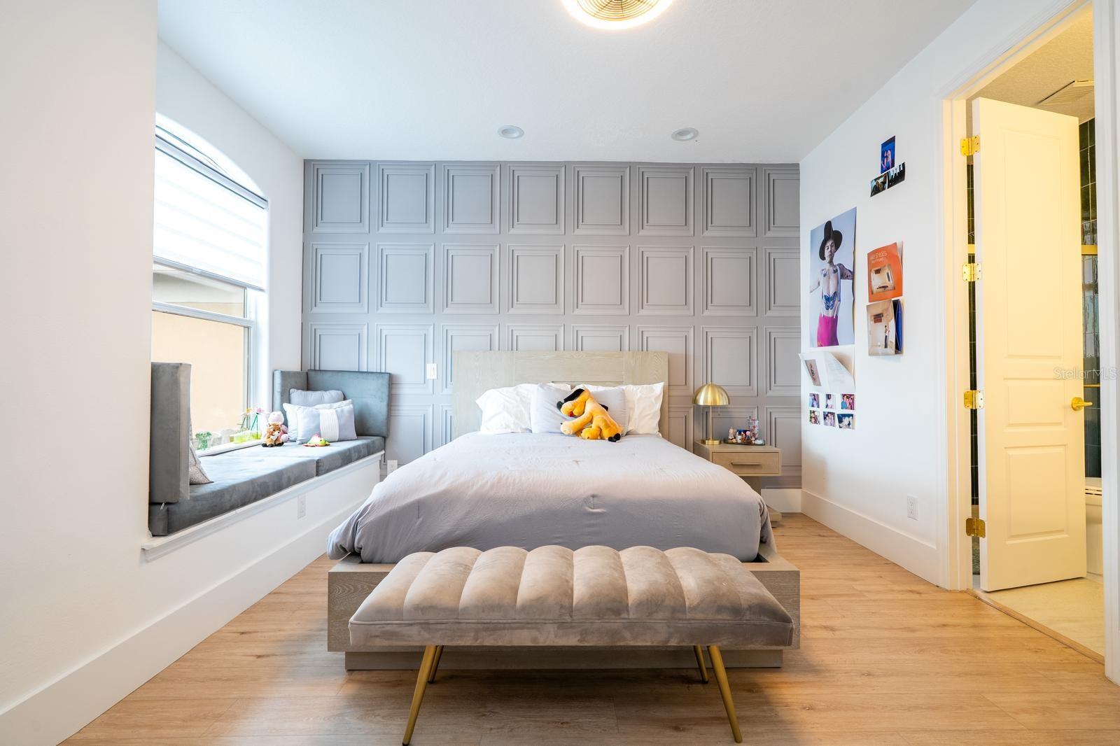 Image 21 of 36 For 8118 Firenze Boulevard