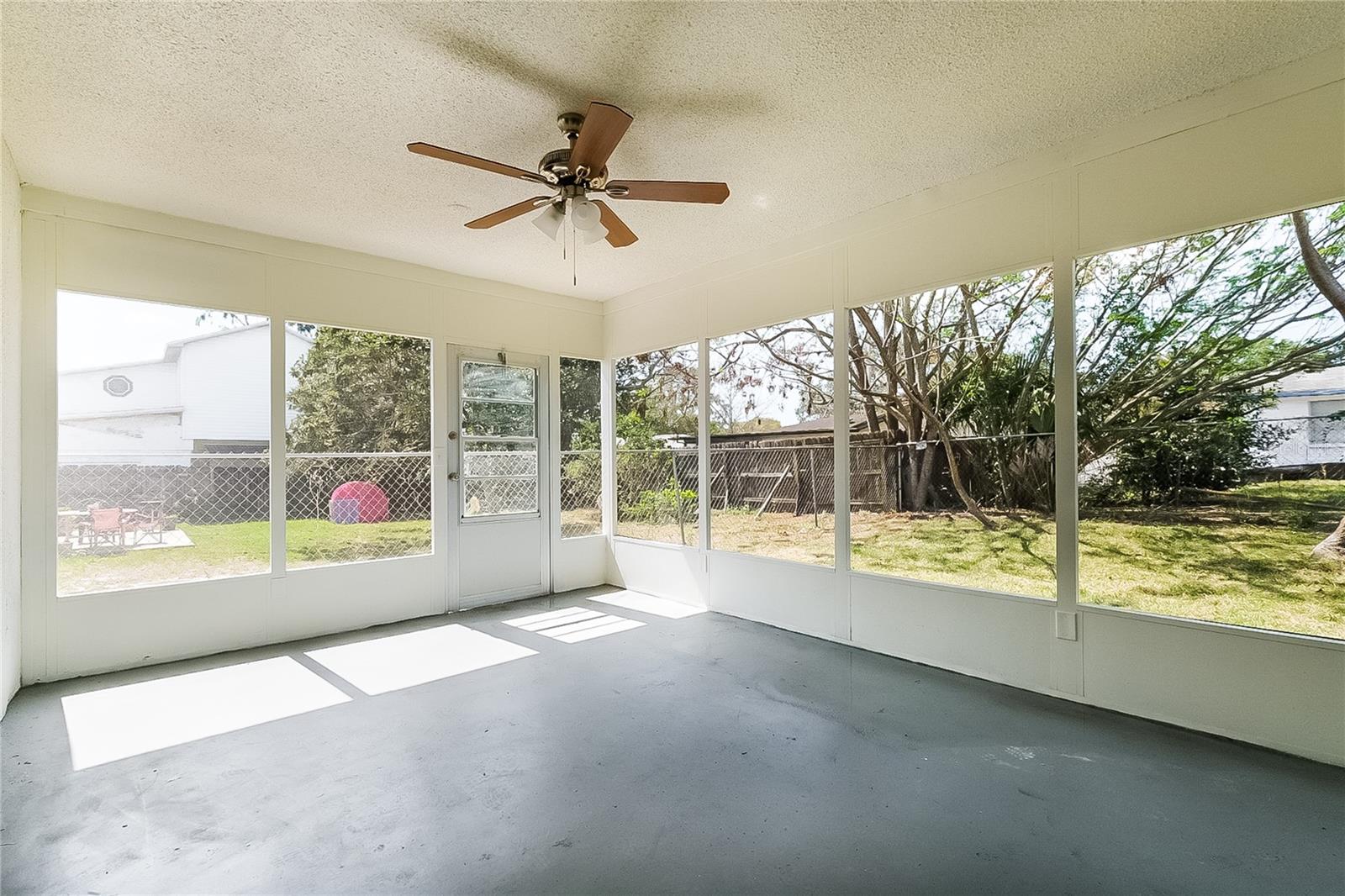Image 6 of 16 For 9135 Richwood Lane