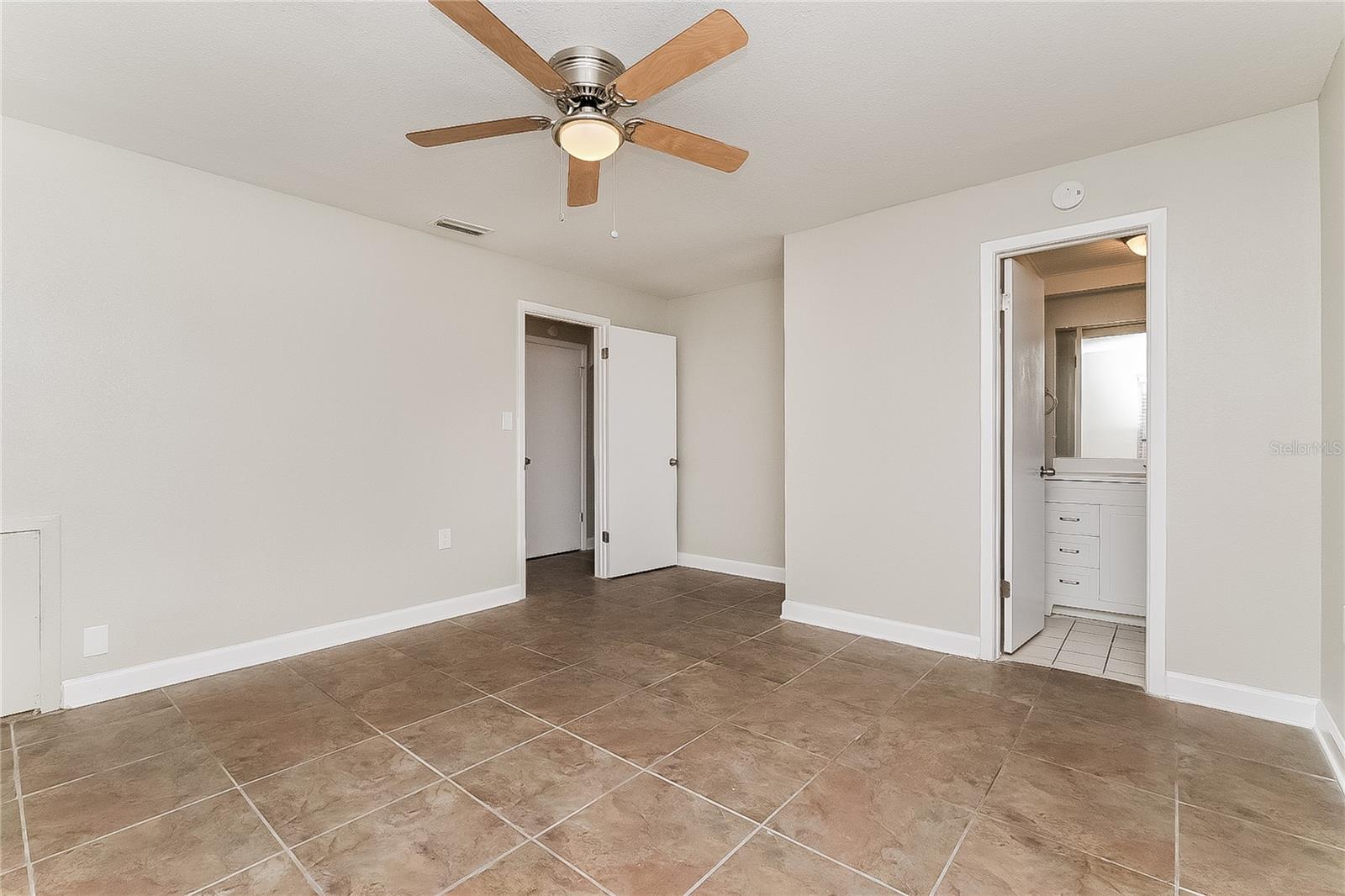 Image 7 of 16 For 9135 Richwood Lane
