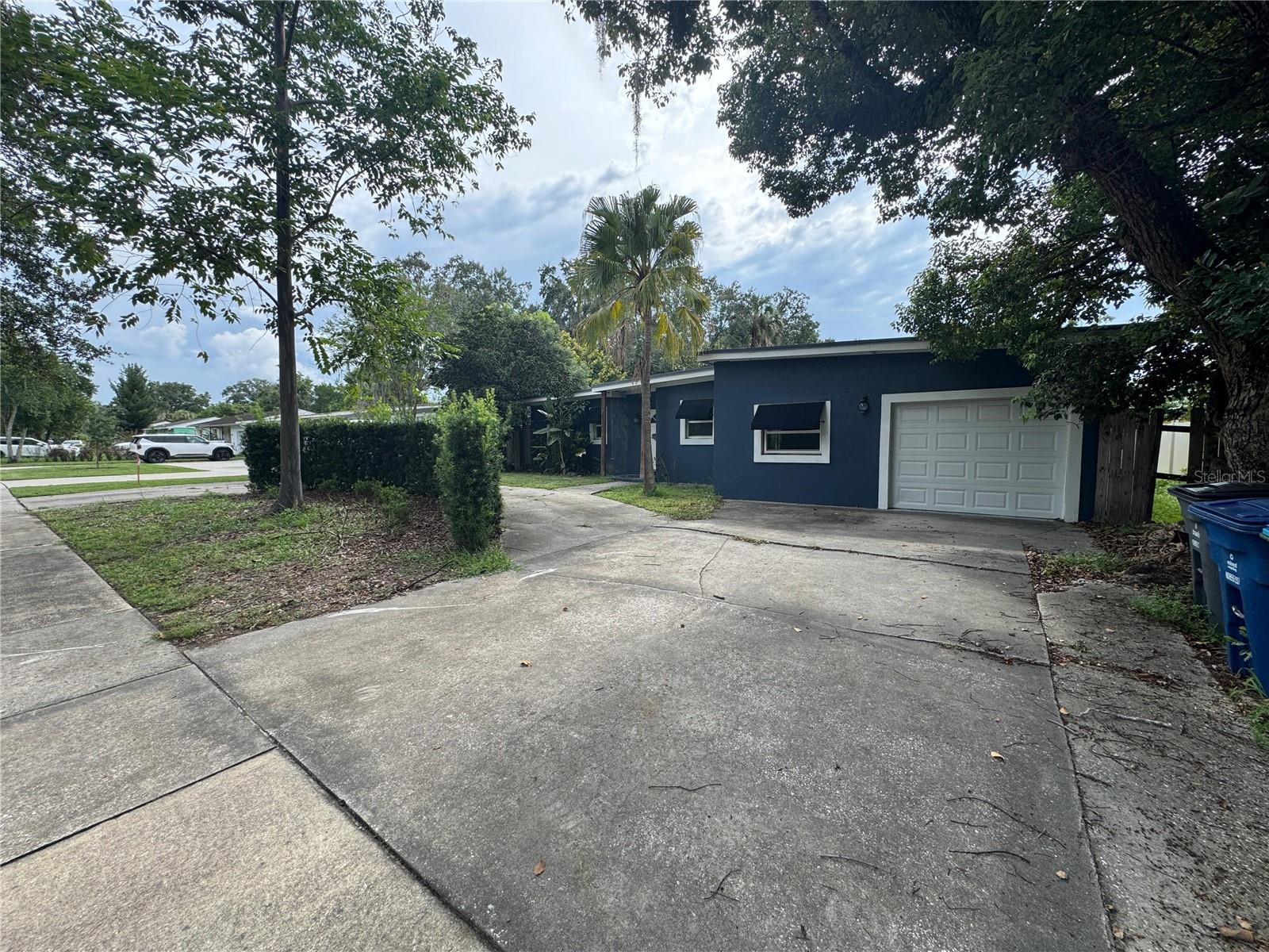 Image 2 of 5 For 407 Lakemont Avenue