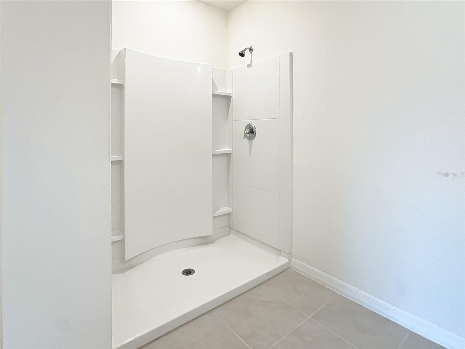 Image 22 of 49 For 2692 Reddish Egret Bend