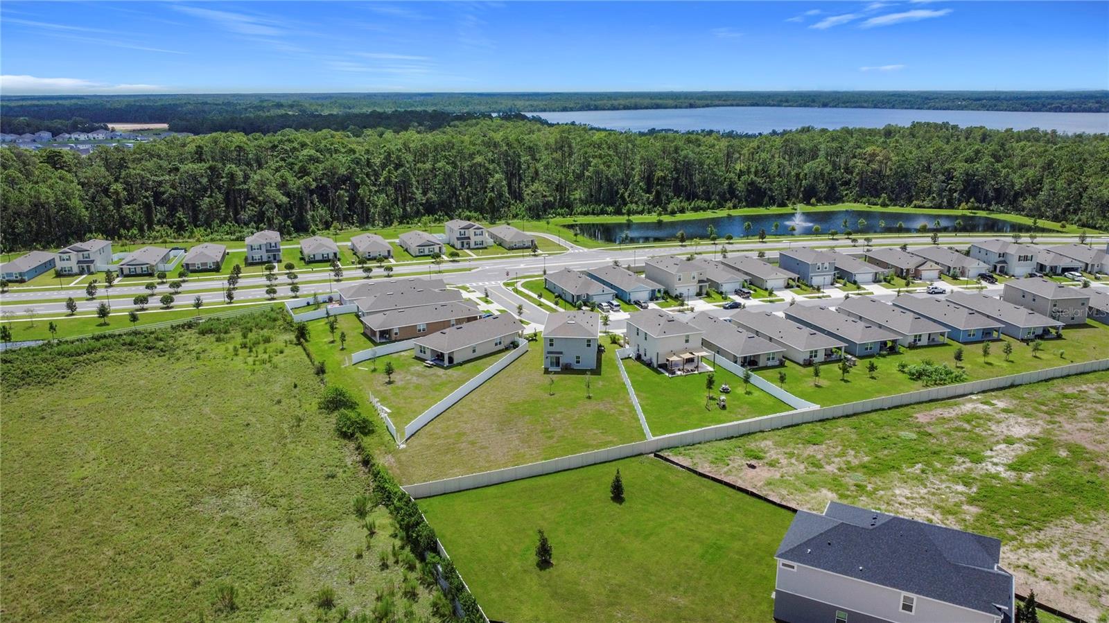 Image 34 of 49 For 2692 Reddish Egret Bend