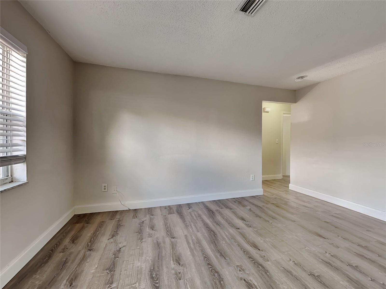 Image 3 of 12 For 15117 Avalon Avenue B