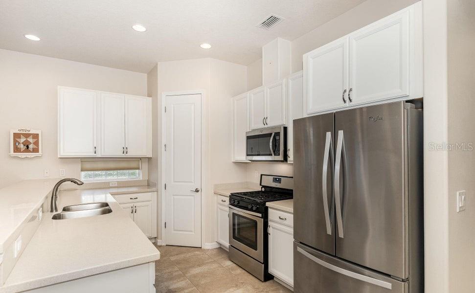 Image 17 of 41 For 3455 Sedge Drive