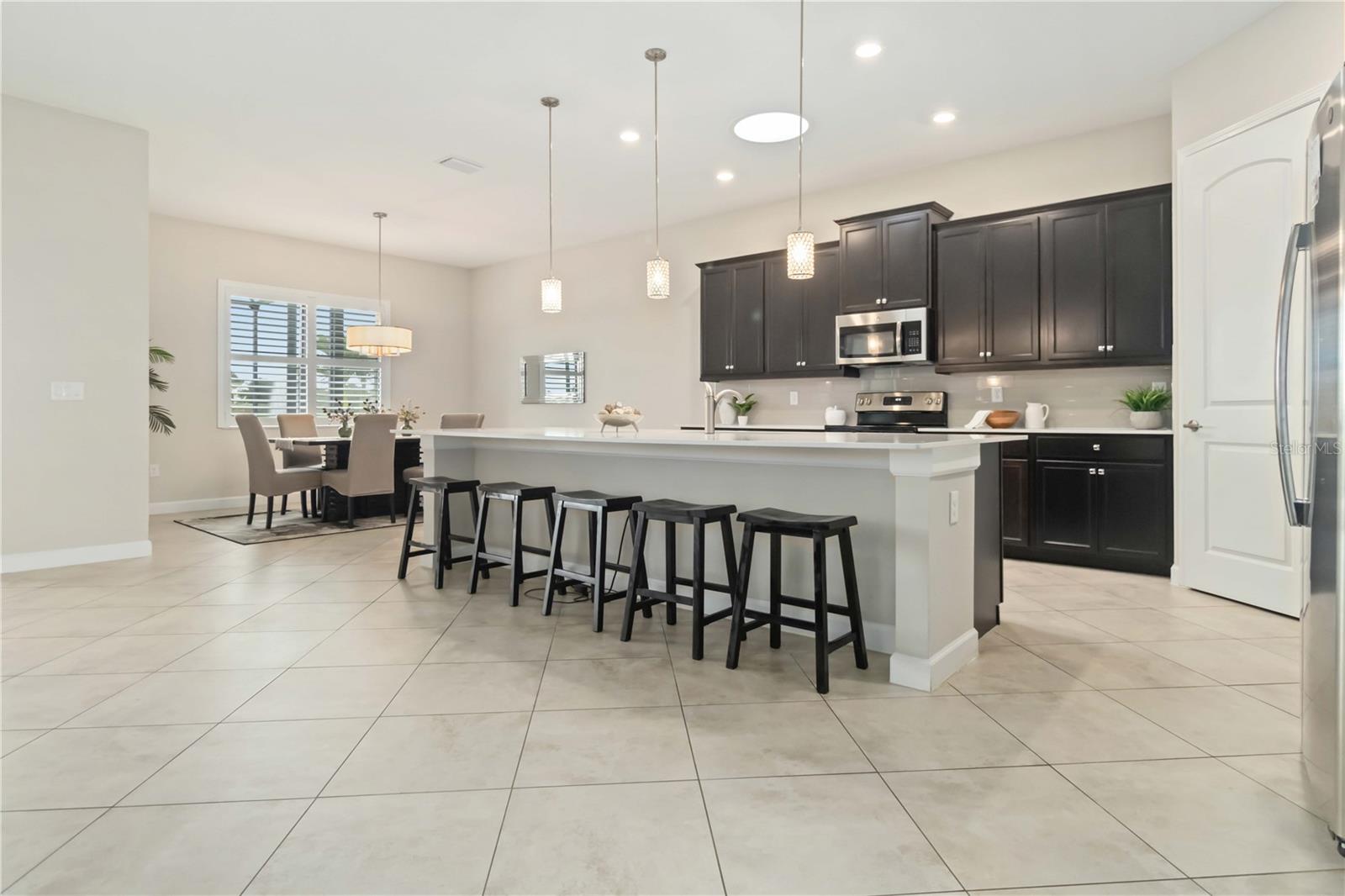 Image 12 of 48 For 2300 Caravan Place