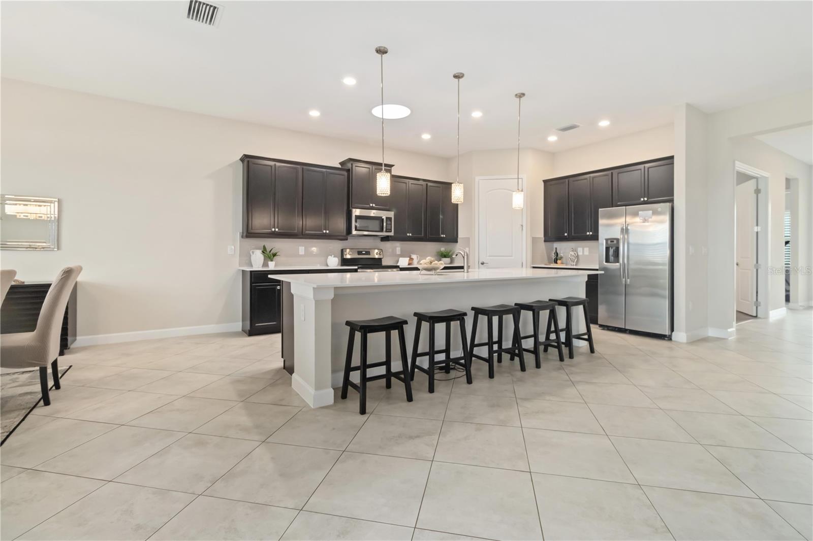 Image 14 of 48 For 2300 Caravan Place
