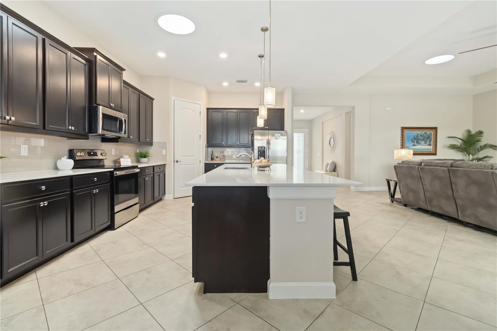 Image 15 of 48 For 2300 Caravan Place