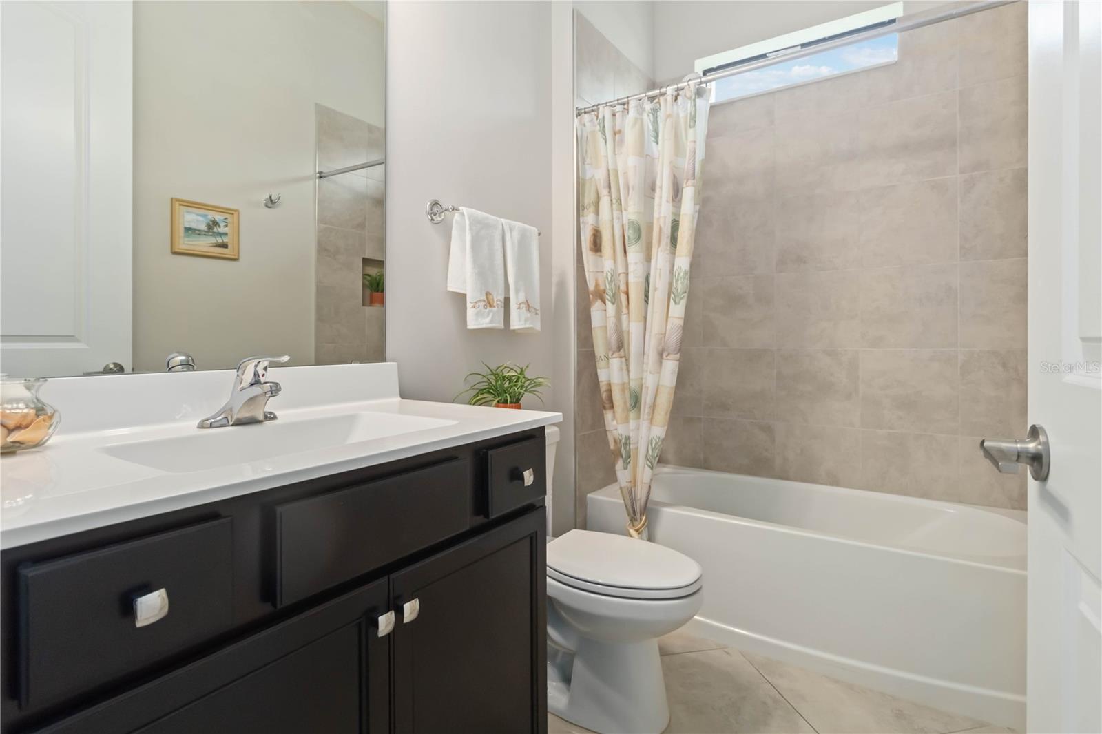 Image 24 of 48 For 2300 Caravan Place