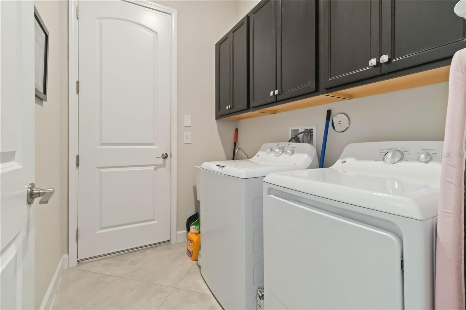 Image 38 of 48 For 2300 Caravan Place