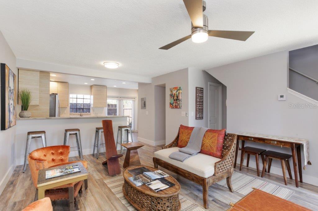 Image 4 of 37 For 3254 Oak Lake Place 137