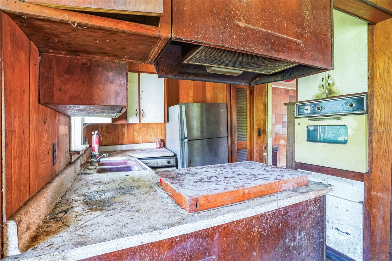 Image 12 of 33 For 4324 Grove View Avenue